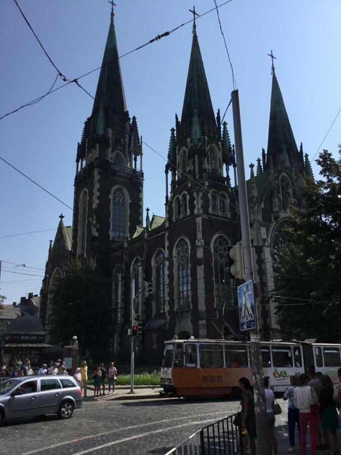 Apartment On Sheptytskyh 27 Lwów Zewnętrze zdjęcie